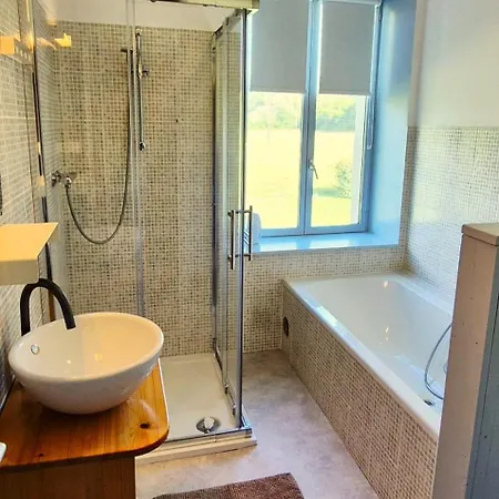 Vakantiewoning In Landelijke Omgeving 別荘